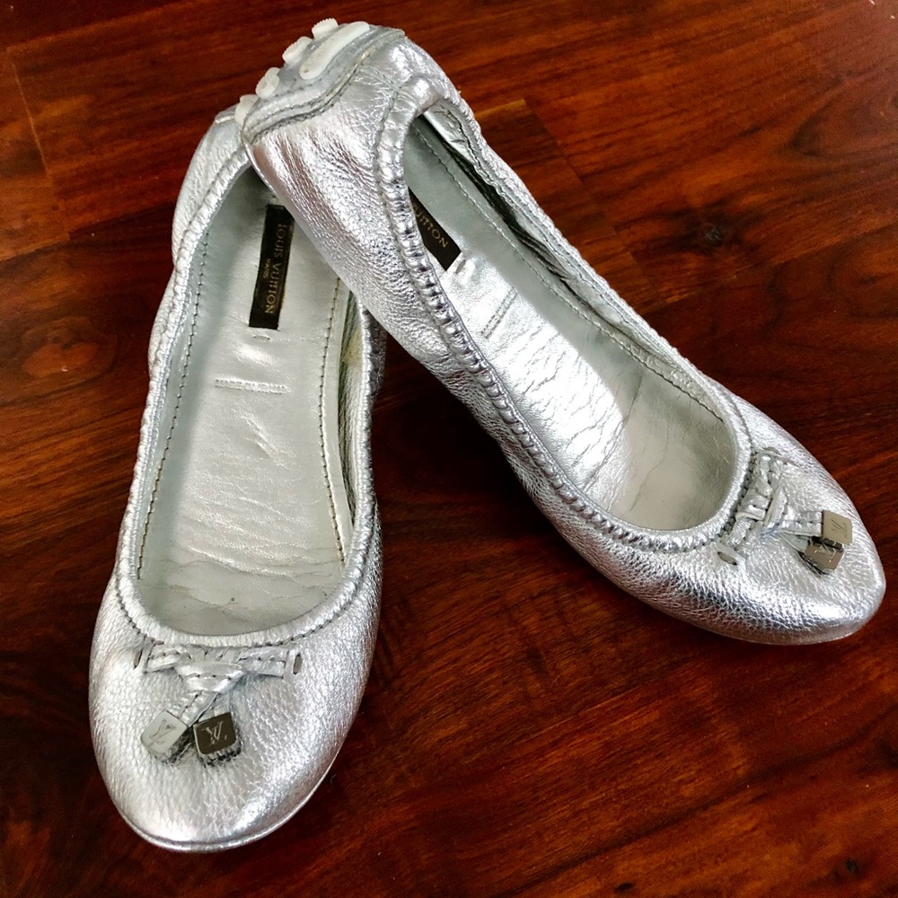 Louis Vuitton Silver Ballet Flats